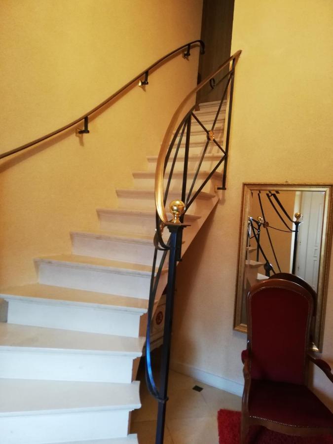 La haye Georget Bed & Breakfast Feneu Eksteriør bilde